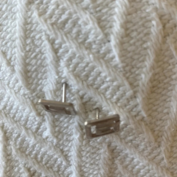 Sterling silver stud post geometric square earrings - Picture 4 of 7